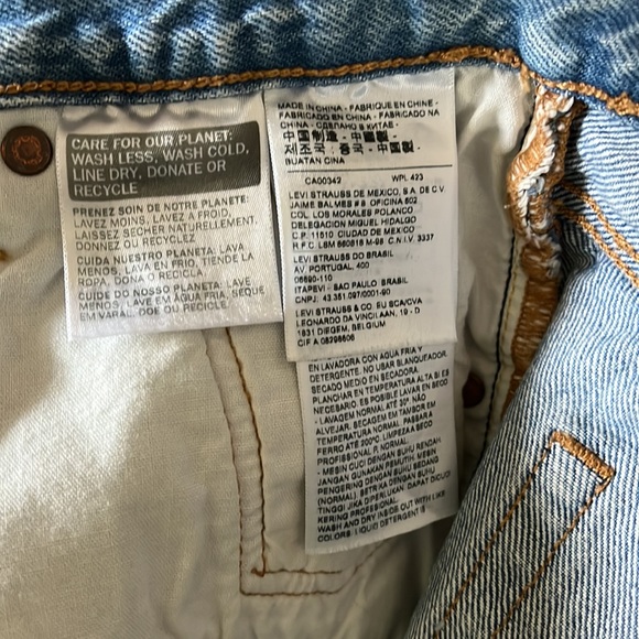 Levi’s 501 Jean Short - Picture 11 of 11